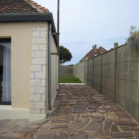 Asteria Villa Ouistreham Exterior photo